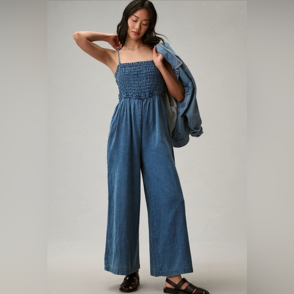 NWT Anthropologie Pilcro Smocked Denim Wide-Leg Jumpsuit -RARE Sold out online - Picture 1 of 11